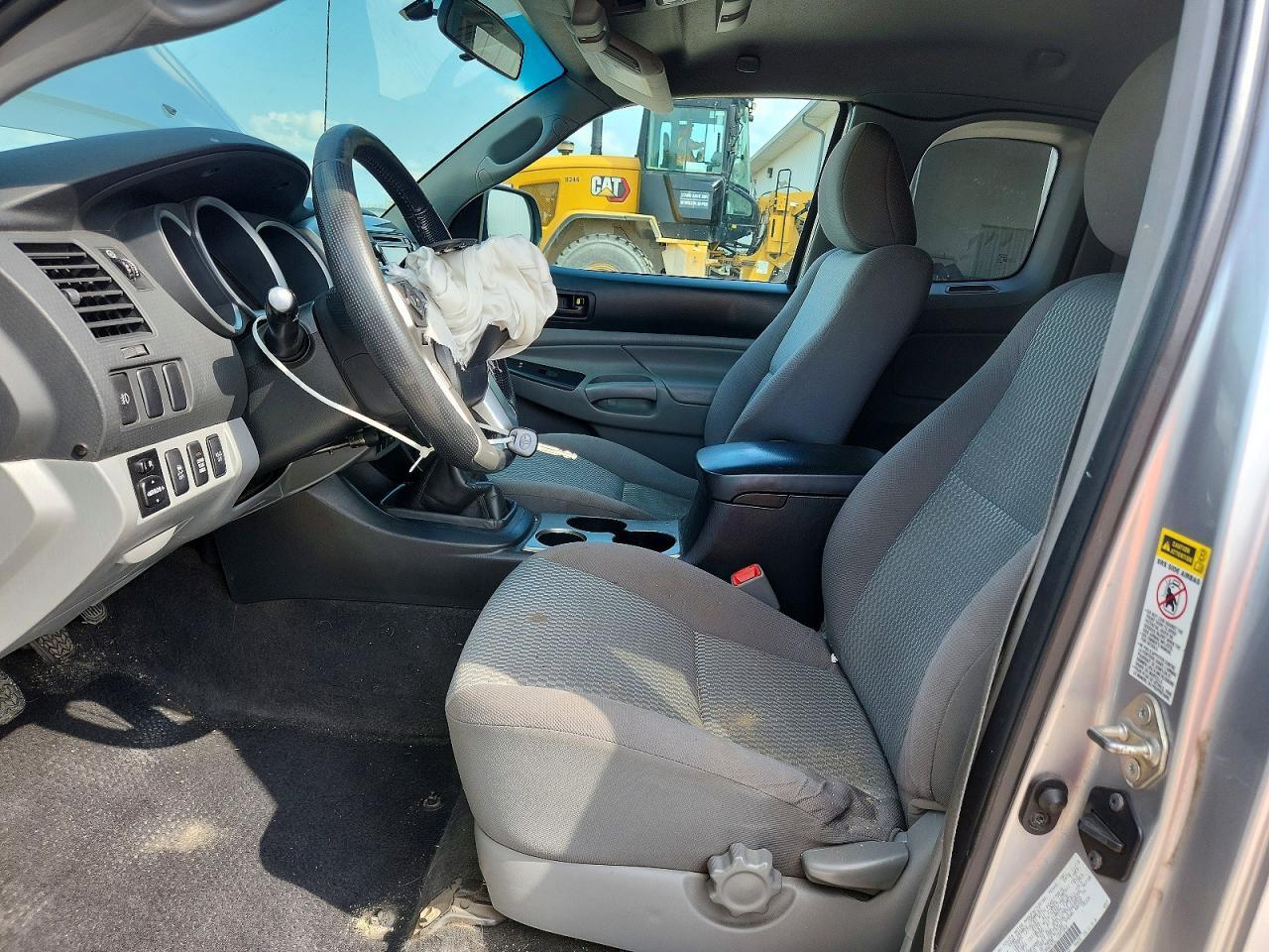 2014 TOYOTA TACOMA V6 — Фото 7 из 12