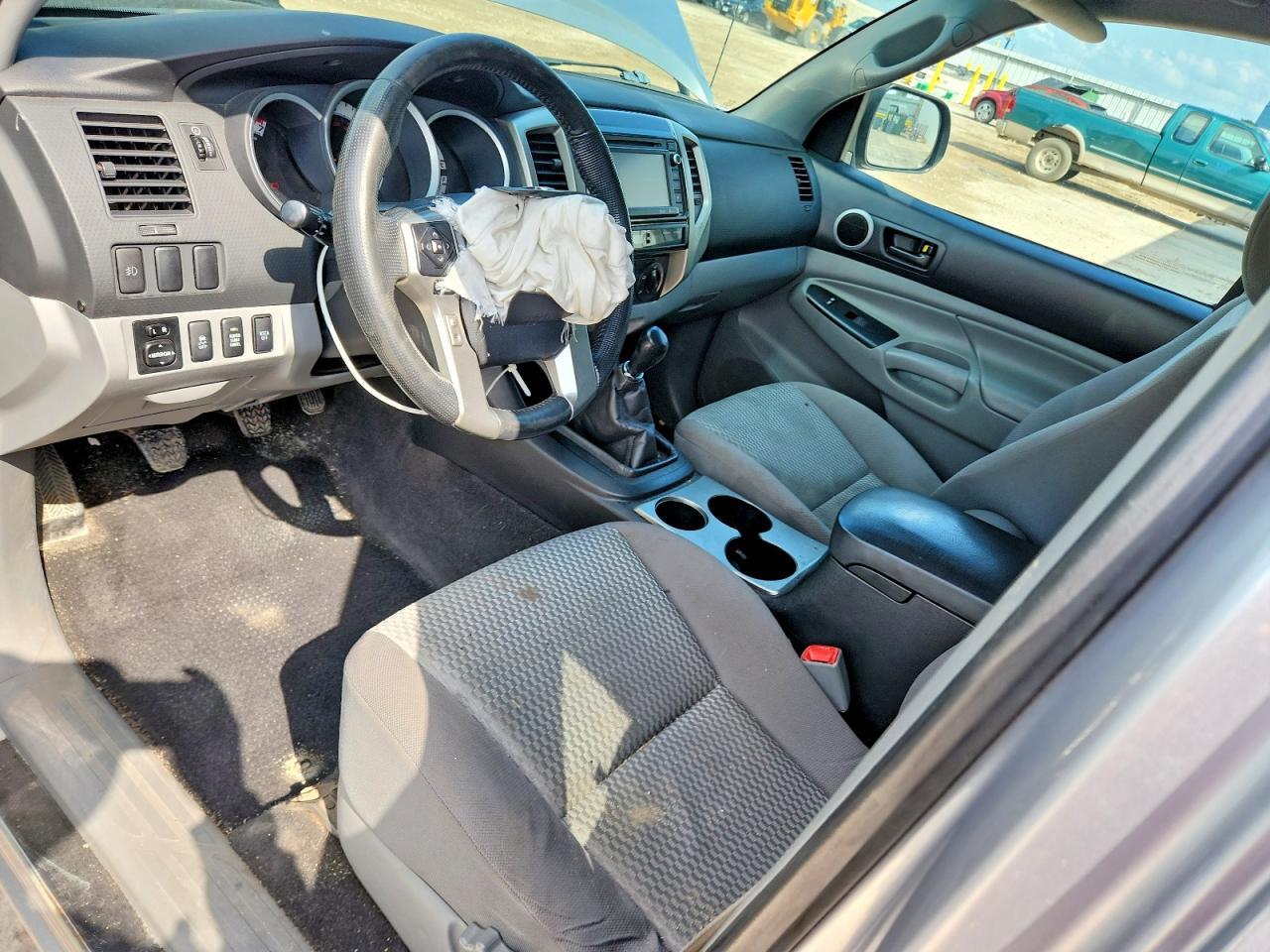 2014 TOYOTA TACOMA V6 — Фото 8 из 12