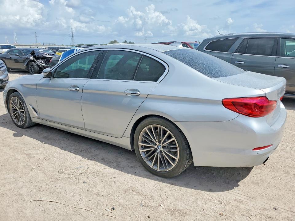 2018 BMW 530 I — Фото 2 из 13