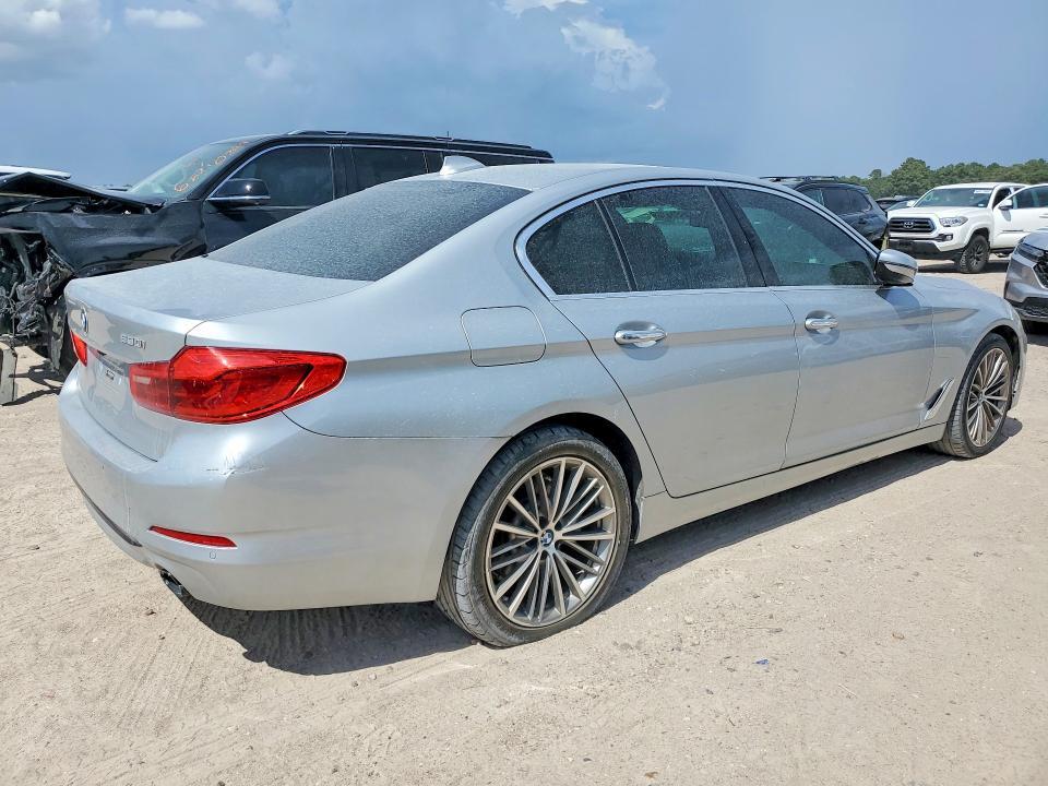 2018 BMW 530 I — Фото 3 из 13