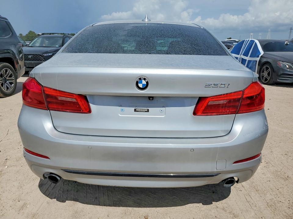 2018 BMW 530 I — Фото 6 из 13