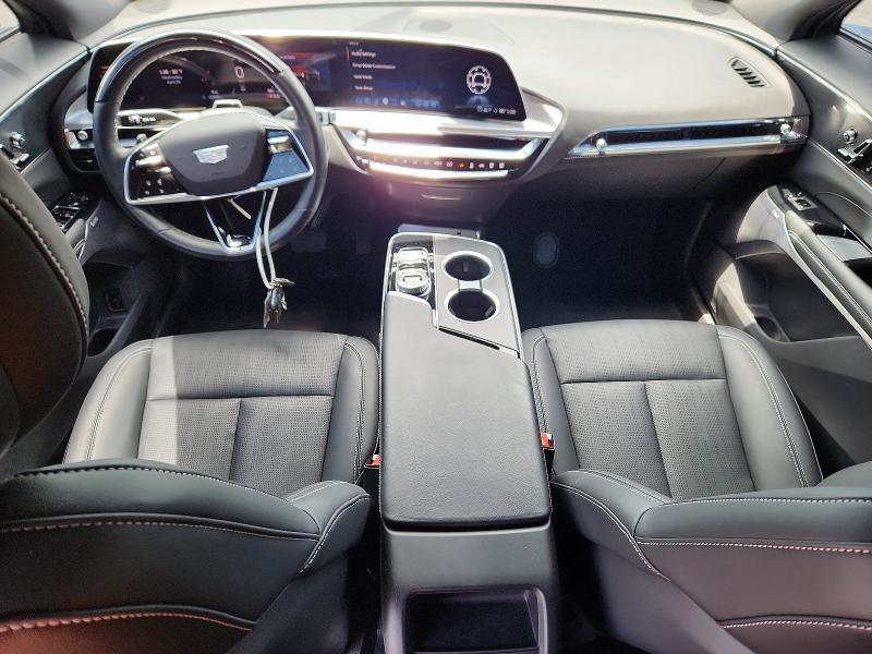 2024 CADILLAC LYRIQ SPORT — Фото 8 из 13