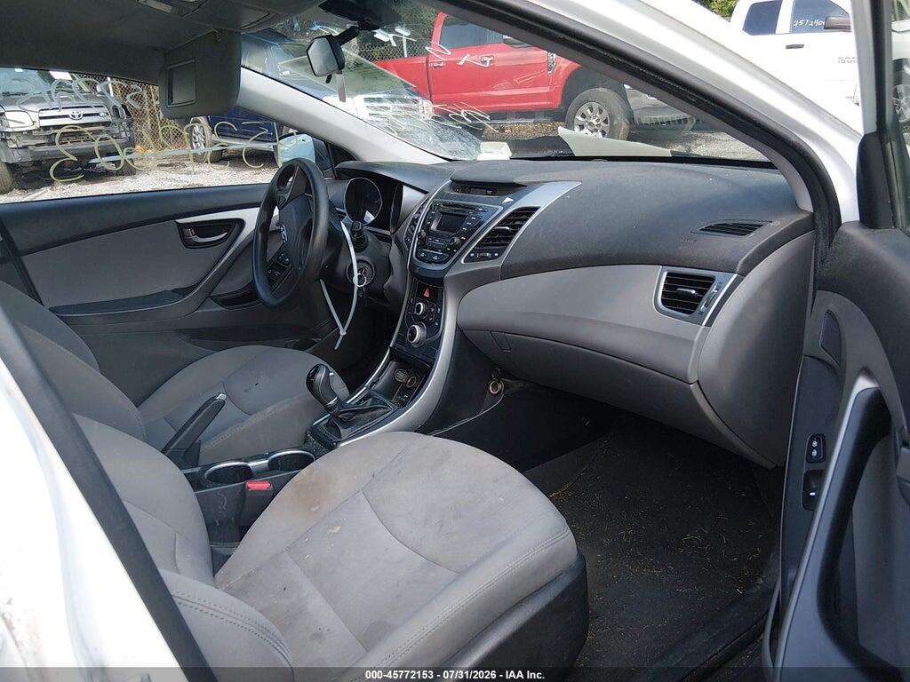 5NPDH4AE4GH765818 2016 HYUNDAI ELANTRA photo no. 5