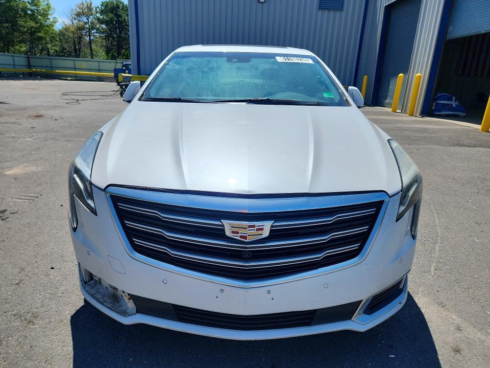 2018 CADILLAC XTS LUXURY — Фото 5 из 12