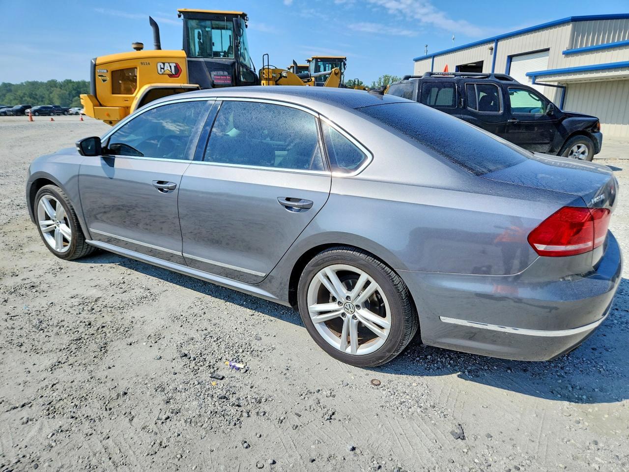 1VWCT7A31EC068283 2014 VOLKSWAGEN PASSAT photo no. 2