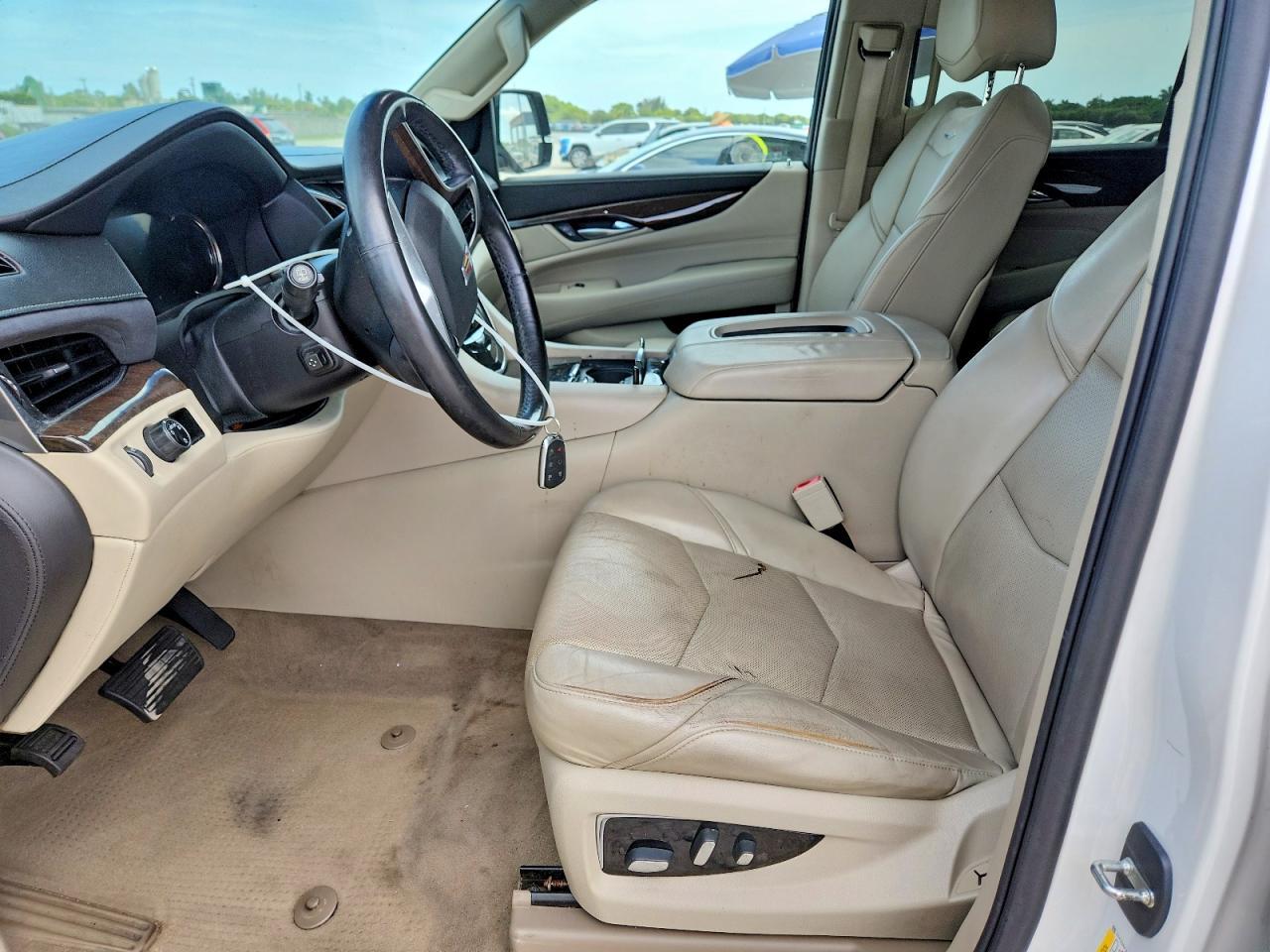 2018 CADILLAC ESCALADE — Фото 7 из 13
