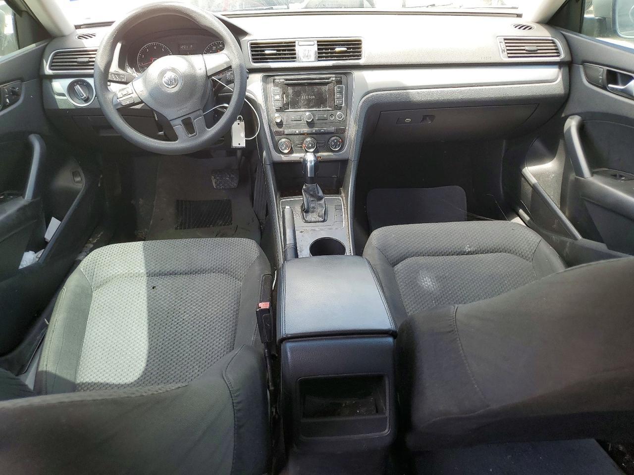 2014 VOLKSWAGEN PASSAT S — Фото 8 из 12