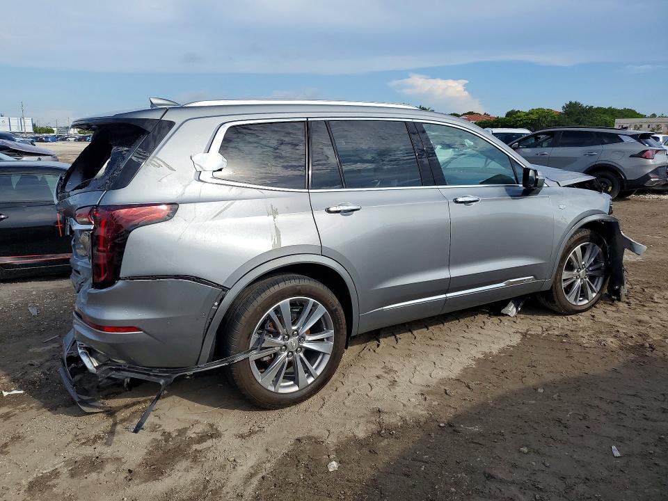 2024 CADILLAC XT6 PREMIUM LUXURY — Фото 3 из 13