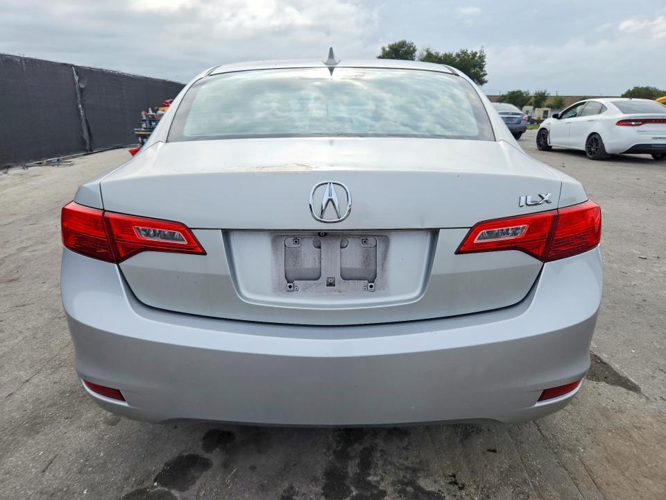 2015 ACURA ILX 20 — Фото 6 из 14