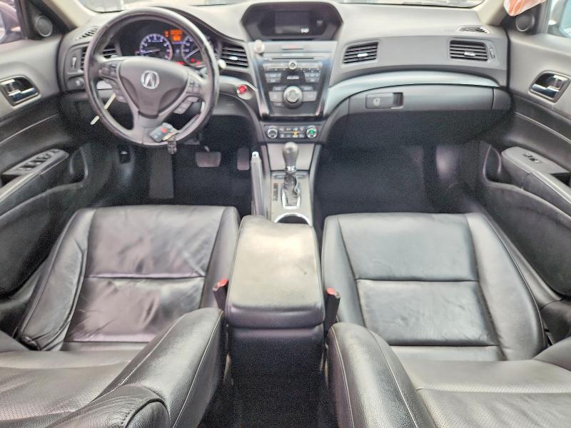 2015 ACURA ILX 20 — Фото 8 из 14