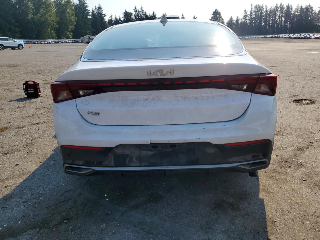 2022 KIA K5 LXS — Фото 6 из 12