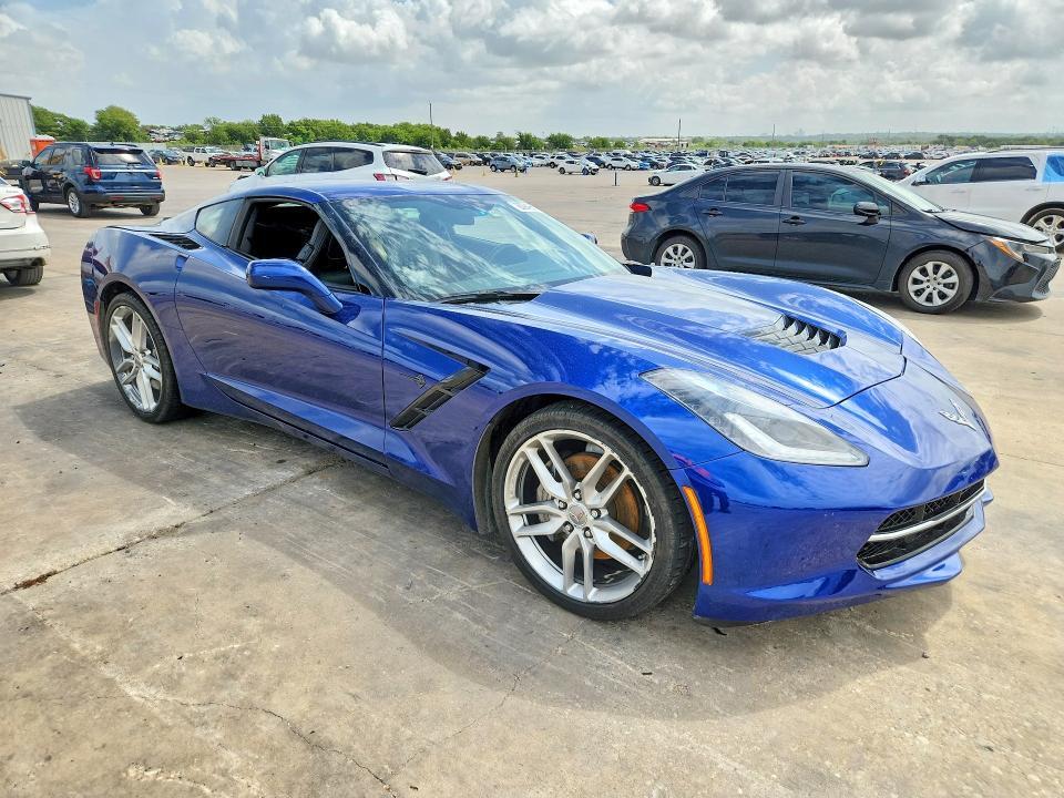 2018 CHEVROLET CORVETTE STINGRAY 1LT — Фото 4 из 15