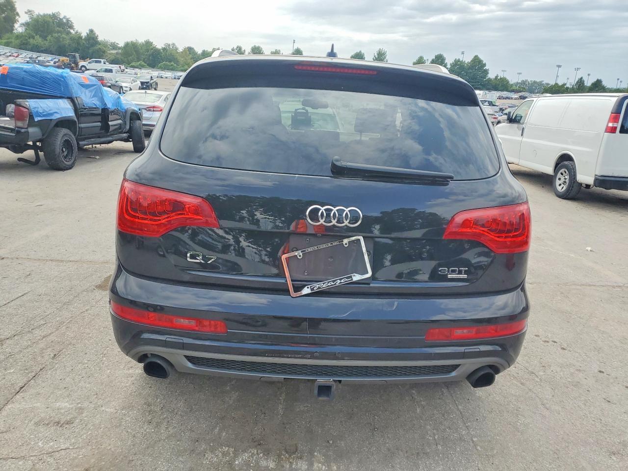 2015 AUDI Q7 PRESTIGE — Фото 6 из 12