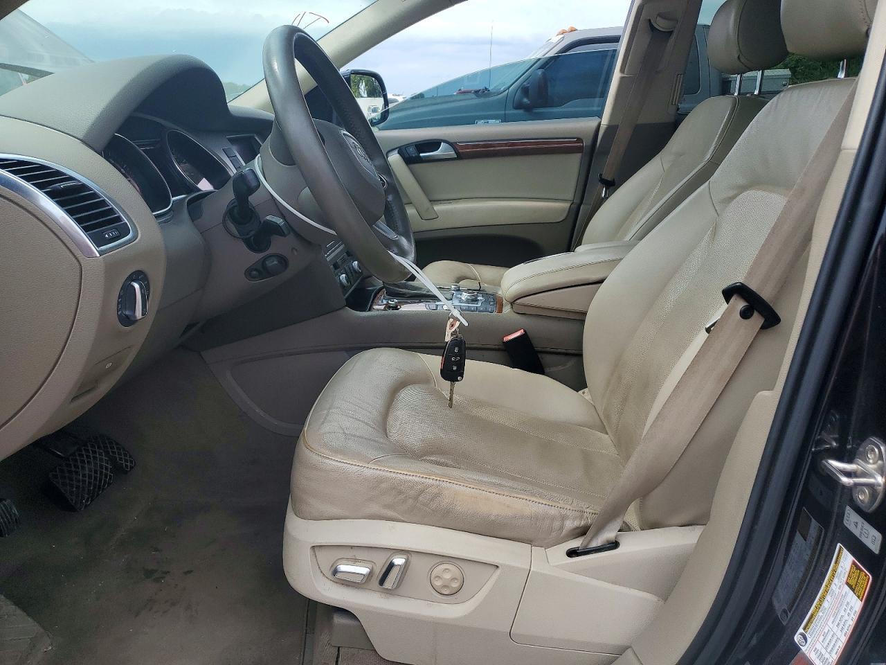 2015 AUDI Q7 PRESTIGE — Фото 7 из 12