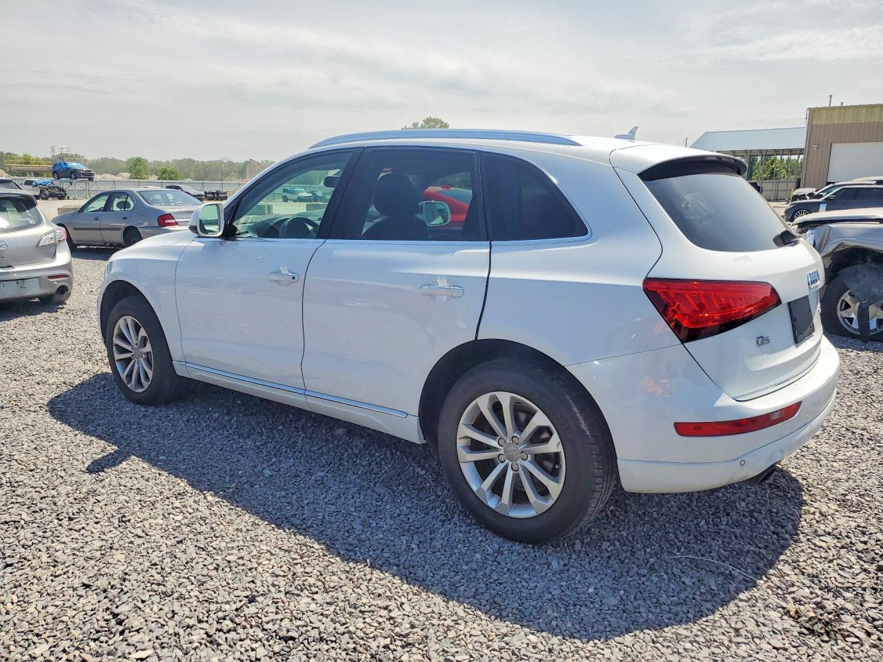 2015 AUDI Q5 PREMIUM PLUS — Фото 2 из 13