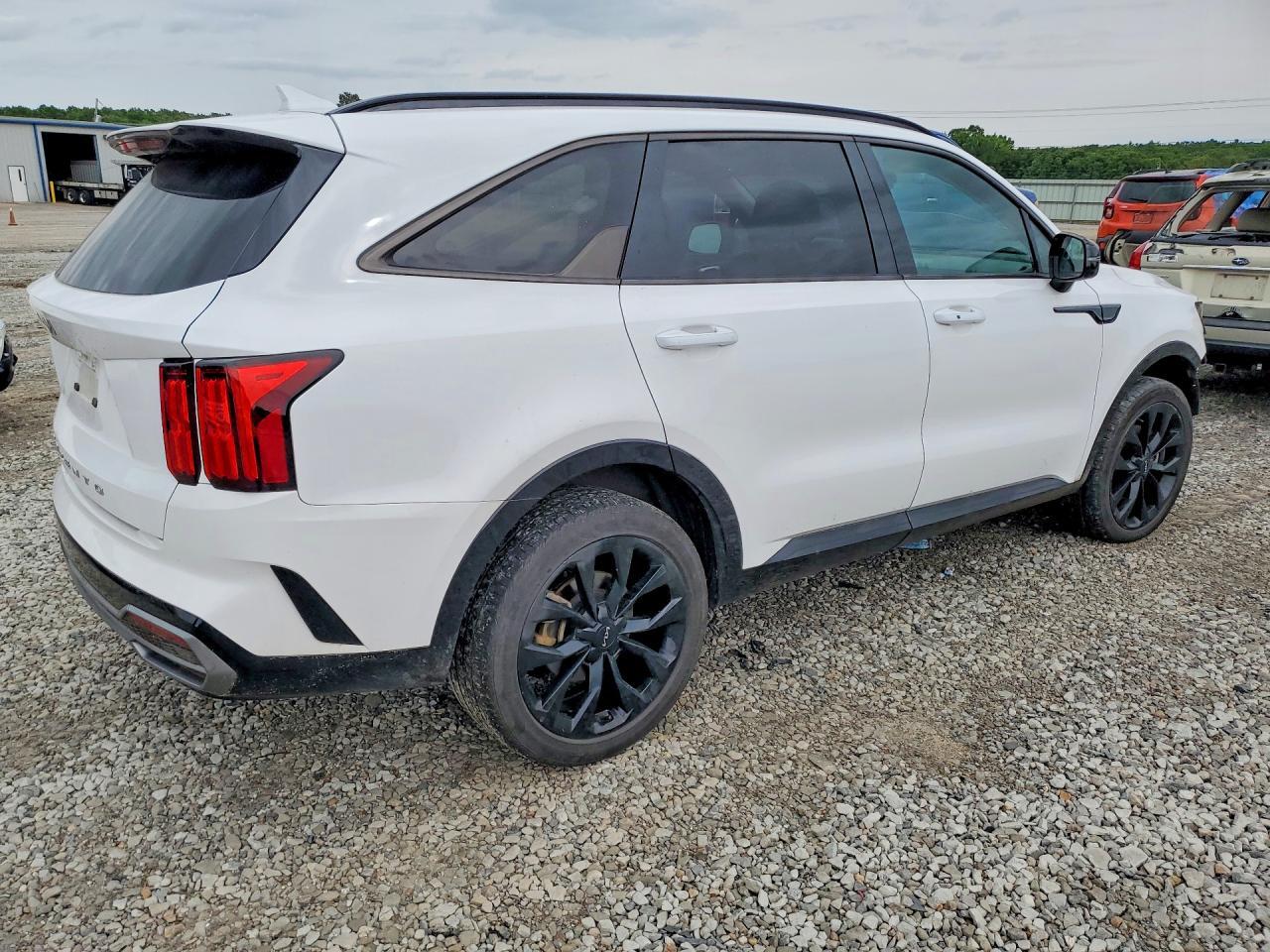 5XYRKDLF3NG154910 2022 KIA SORENTO photo no. 3