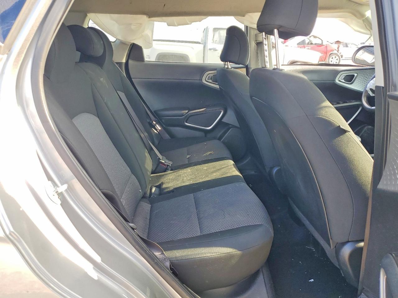2022 KIA SOUL LX — Фото 10 из 13