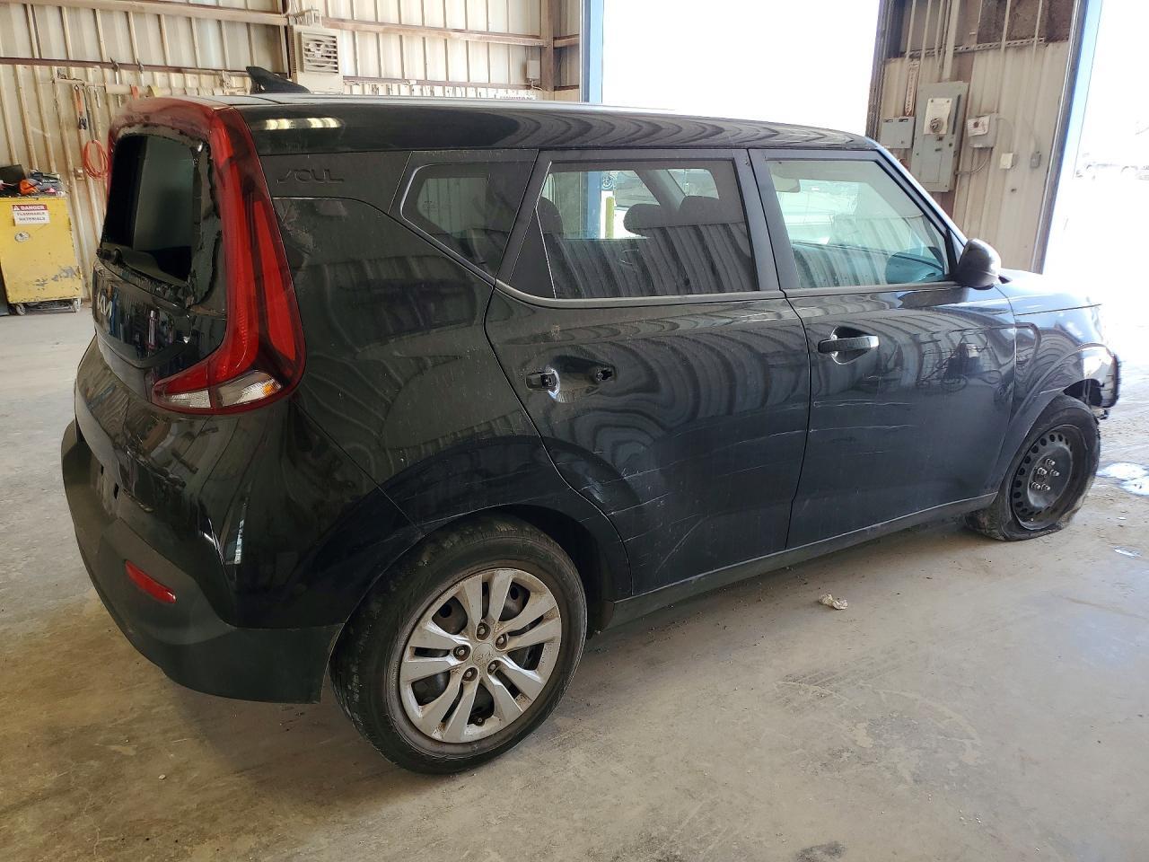 2022 KIA SOUL LX — Фото 3 из 13