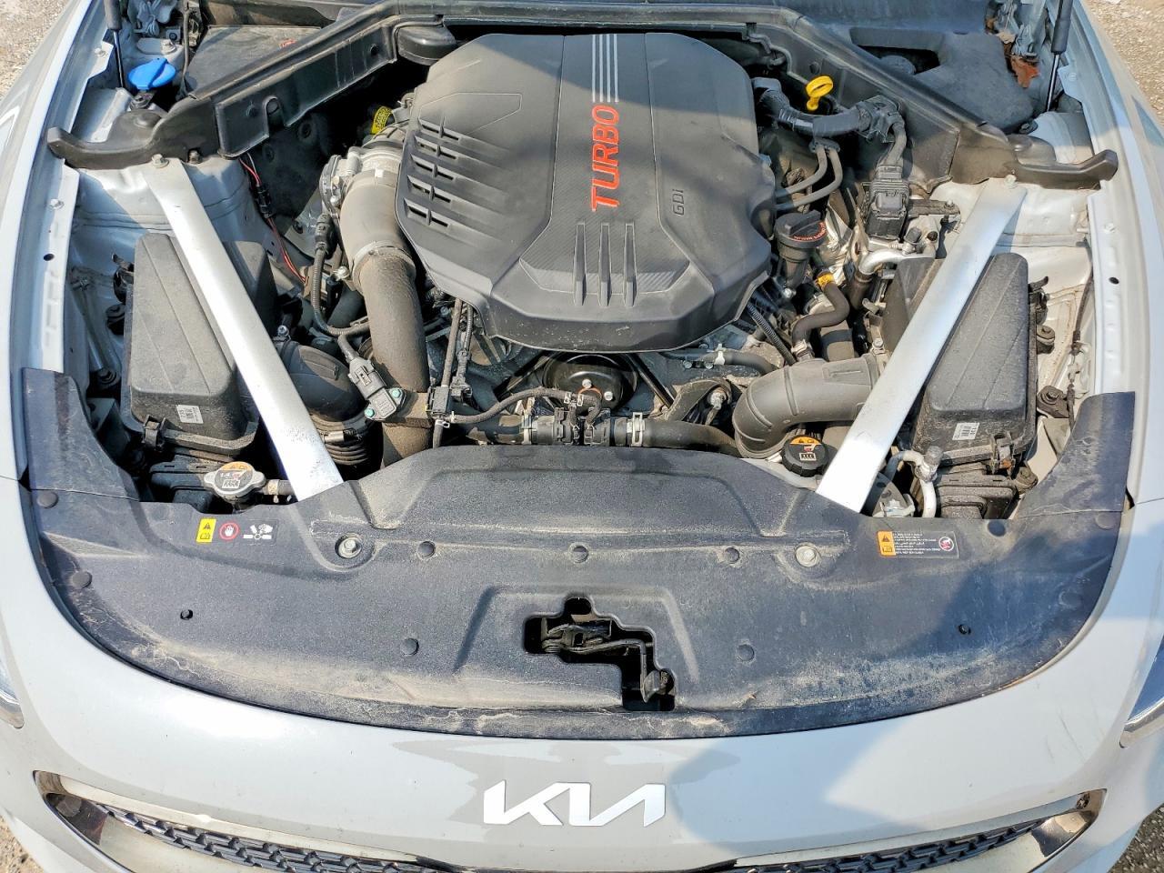 2022 KIA STINGER GT2 — Фото 11 из 13