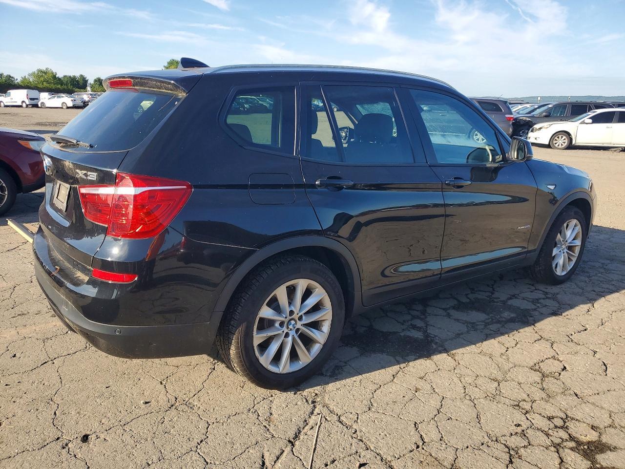 2015 BMW X3 XDRIVE28I — Фото 3 из 13