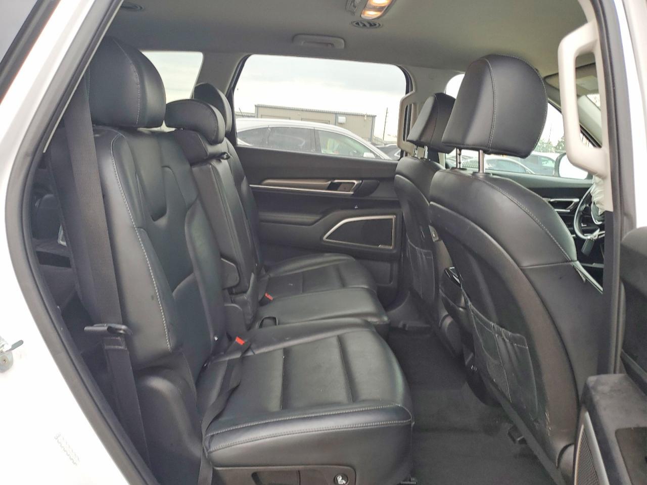 2022 KIA TELLURIDE LX — Фото 11 из 13