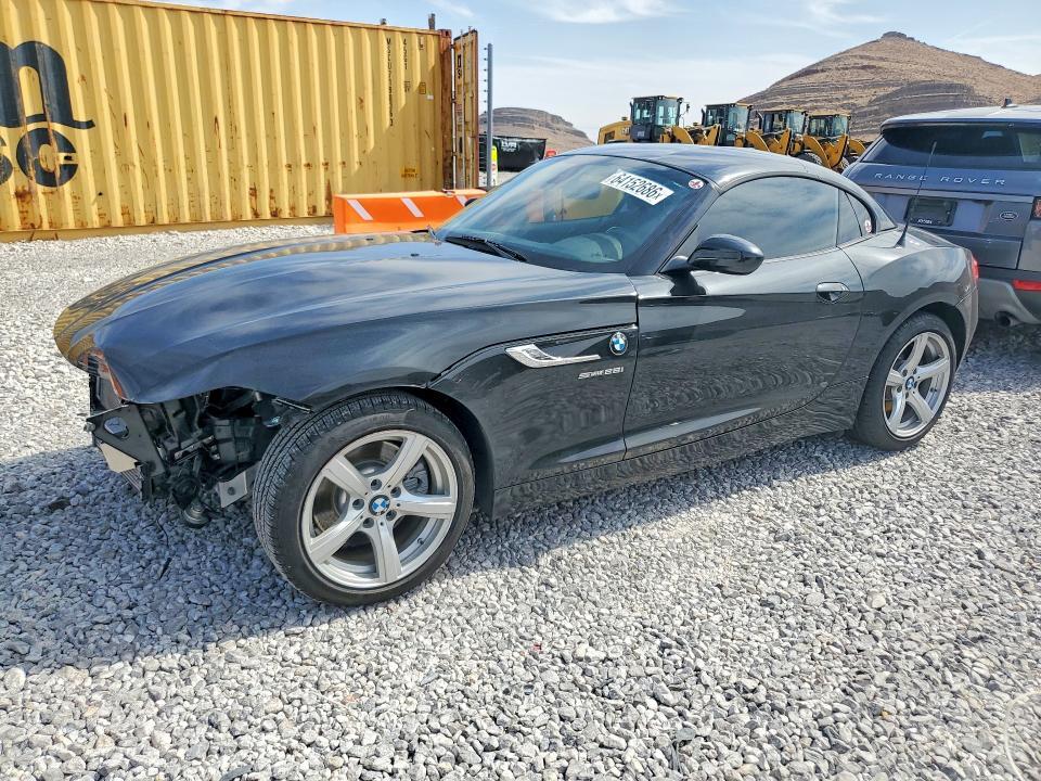 2015 BMW Z4 WBALL5C52FP557630