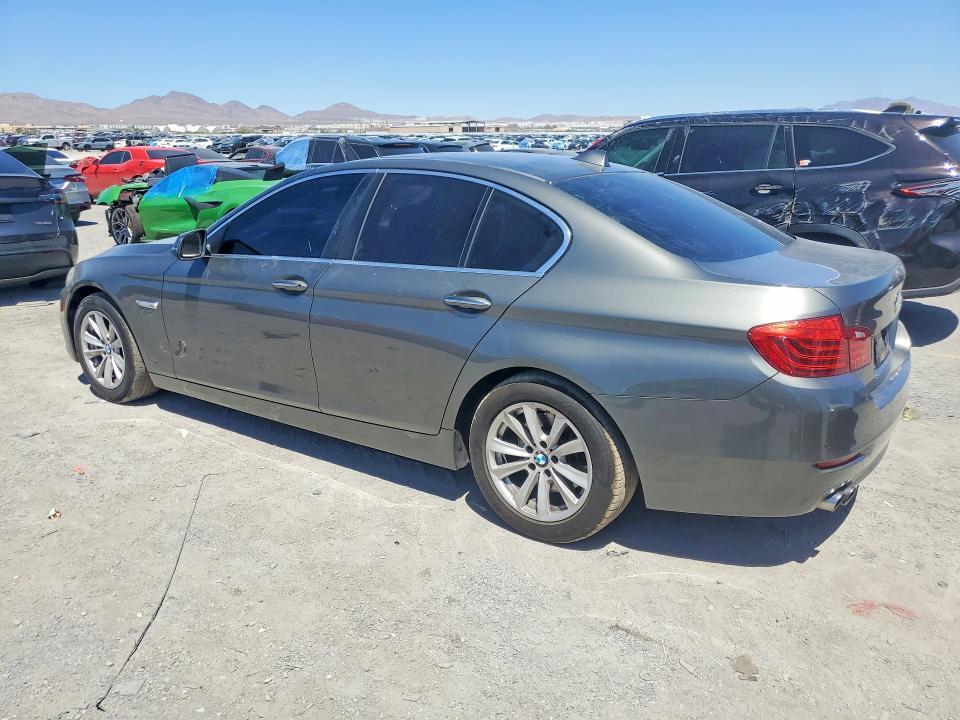 2015 BMW 528 I — Фото 2 из 12