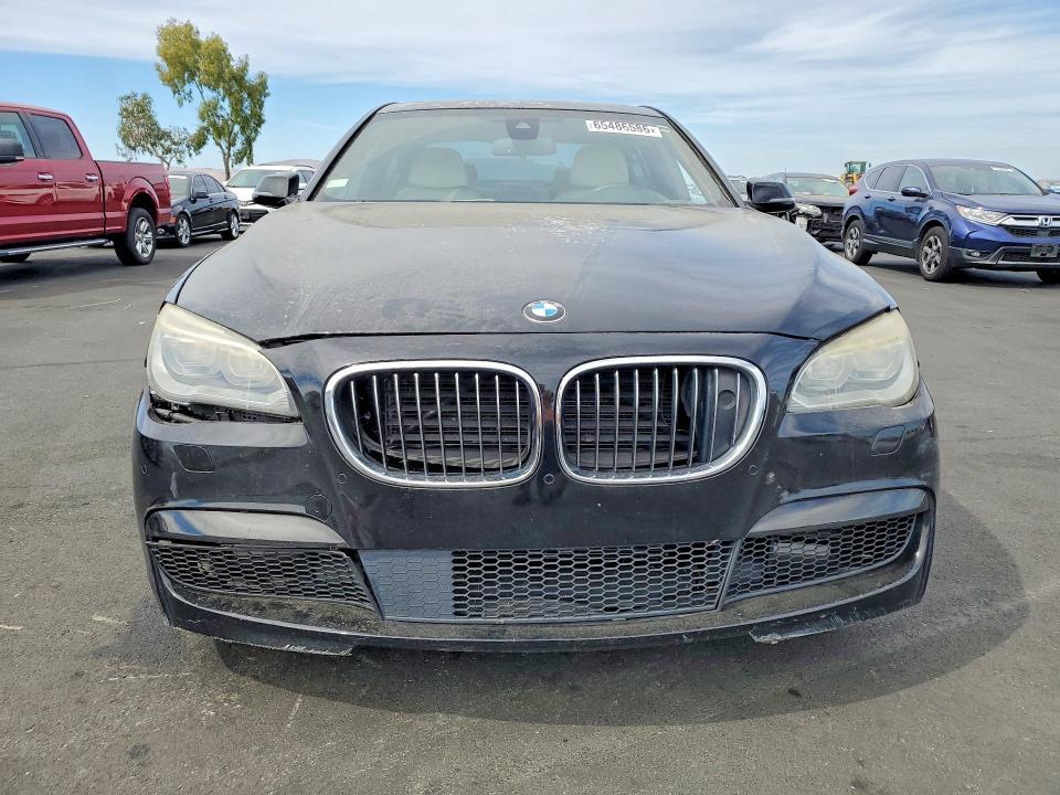2015 BMW 740 I — Фото 5 из 12