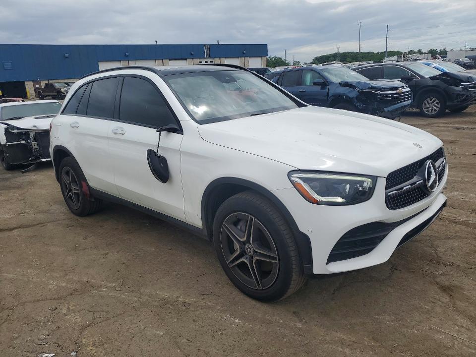2022 MERCEDES-BENZ GLC 300 4MATIC — Фото 4 из 13