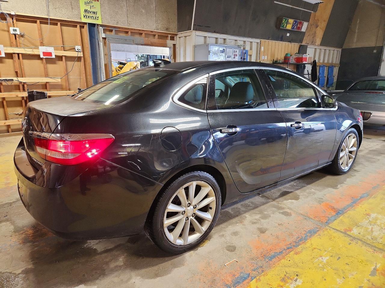 2015 BUICK VERANO — Фото 3 из 12