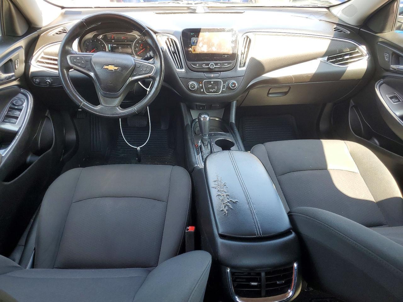 2018 CHEVROLET MALIBU LT — Фото 8 из 13