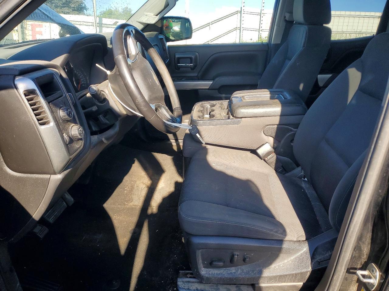 1GCVKREC1JZ146251 2018 CHEVROLET SILVERADO photo no. 7