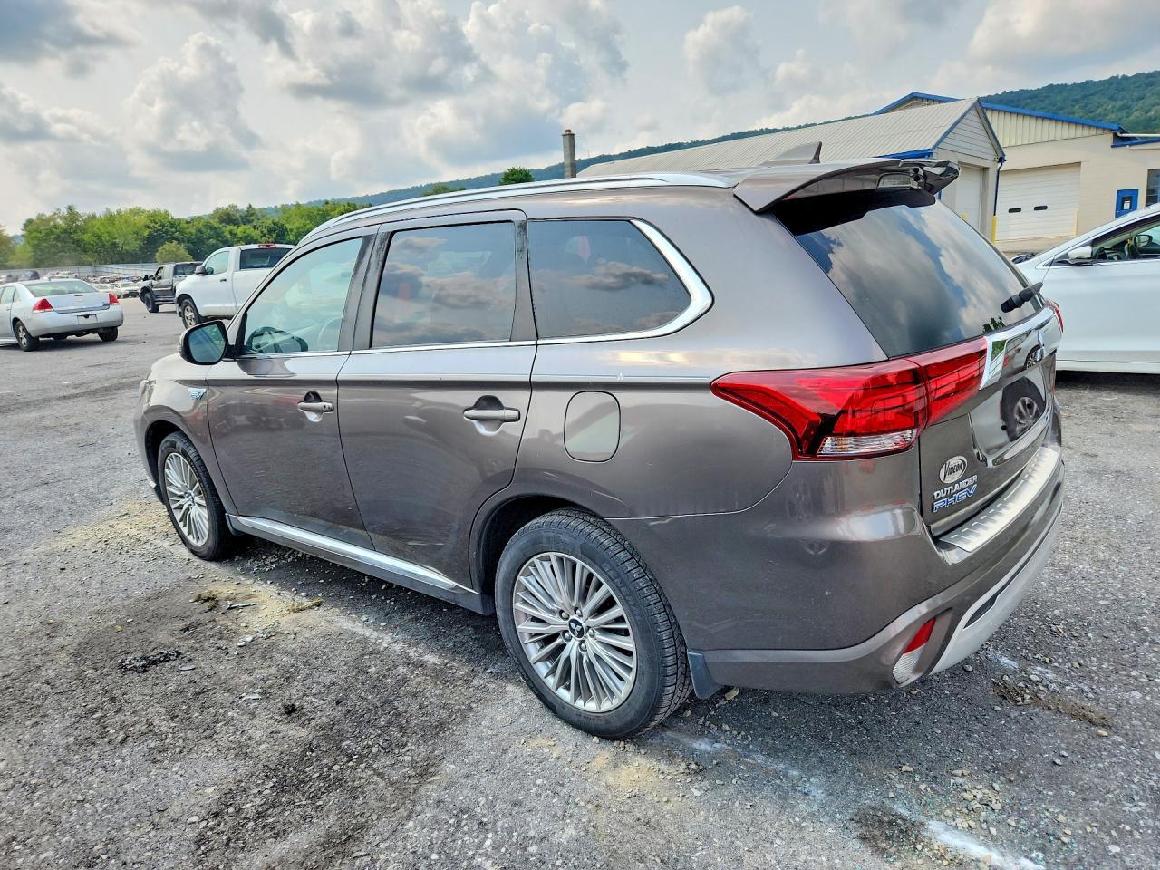 2022 MITSUBISHI OUTLANDER SEL — Фото 2 из 13