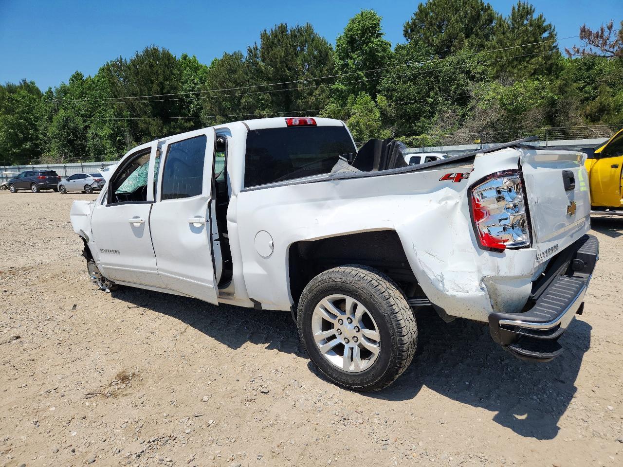 2018 CHEVROLET SILVERADO K1500 LT — Фото 2 из 13
