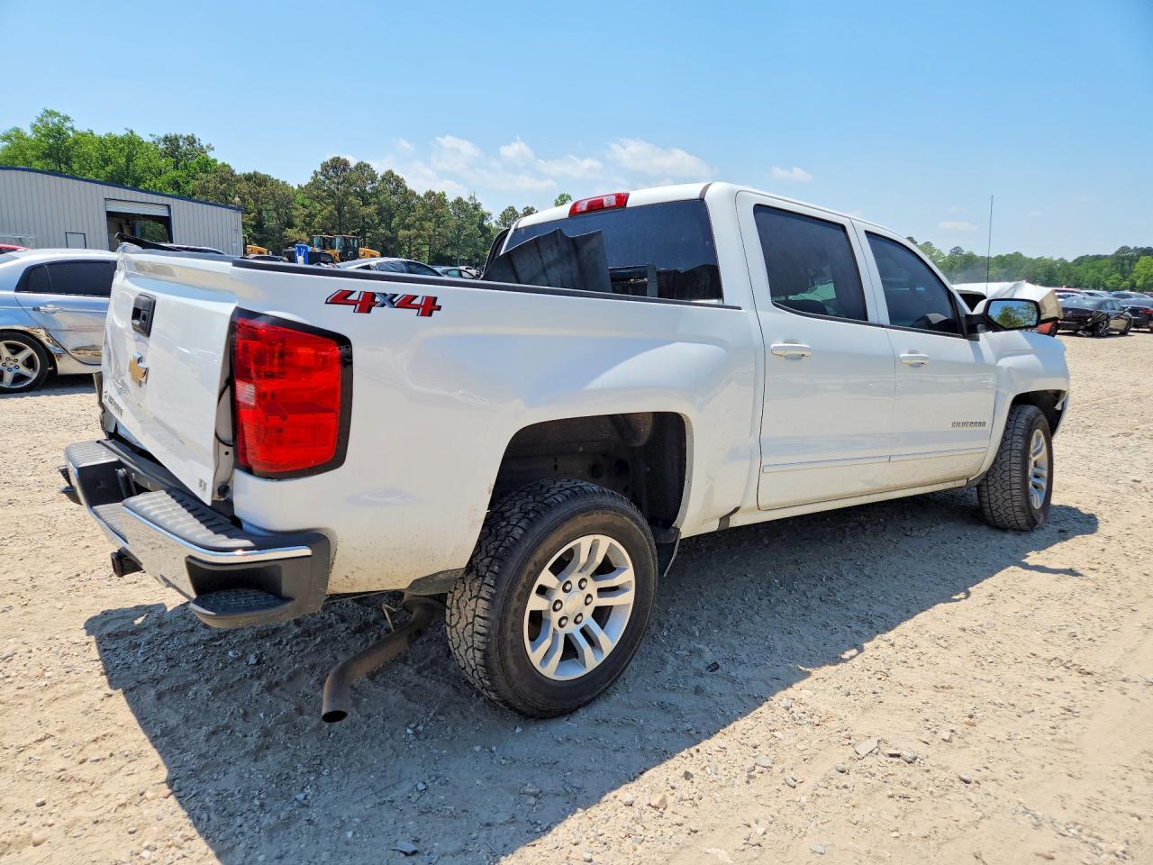 2018 CHEVROLET SILVERADO K1500 LT — Фото 3 из 13