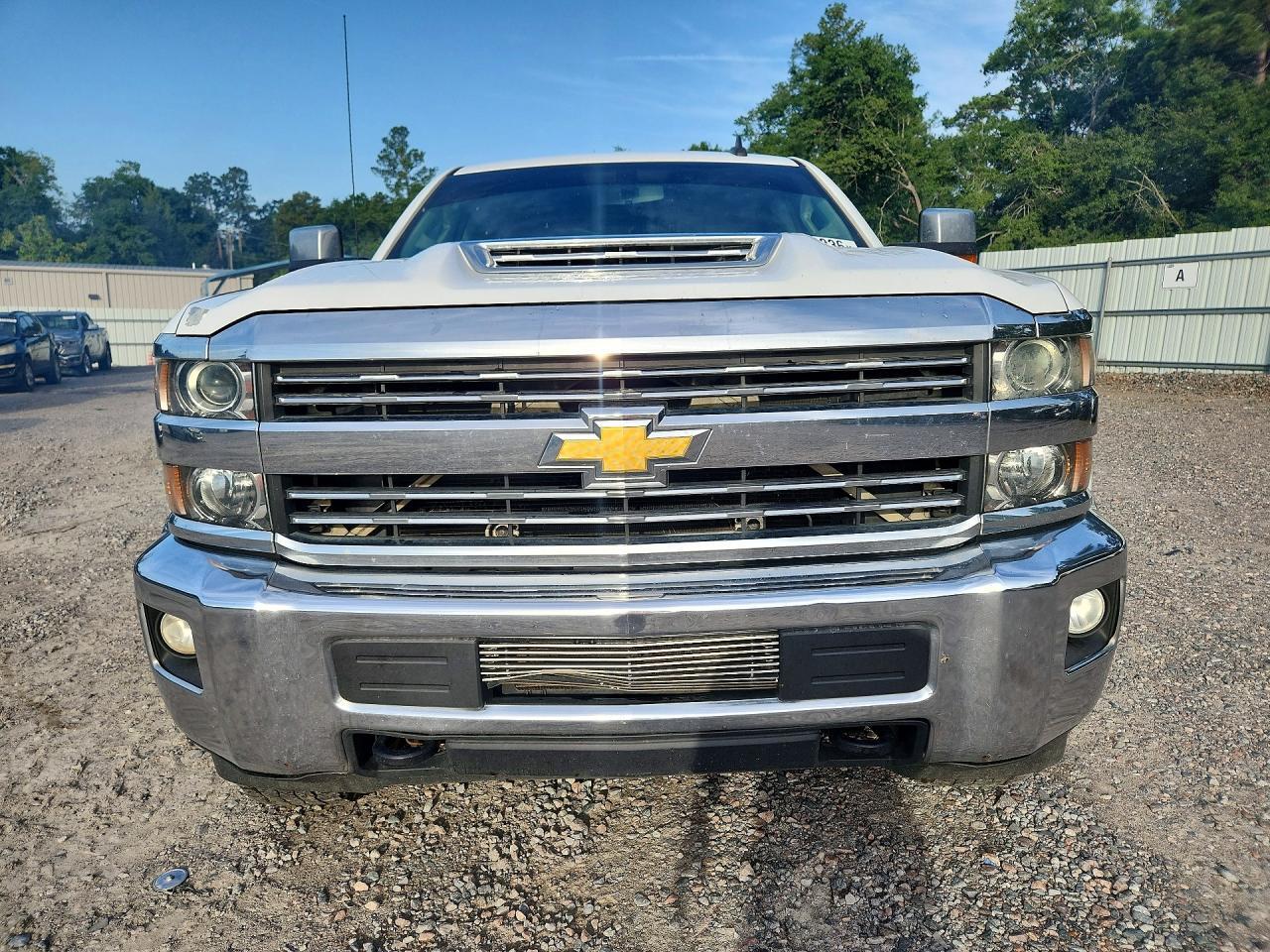 2018 CHEVROLET SILVERADO K2500 HEAVY DUTY LT — Фото 5 из 12