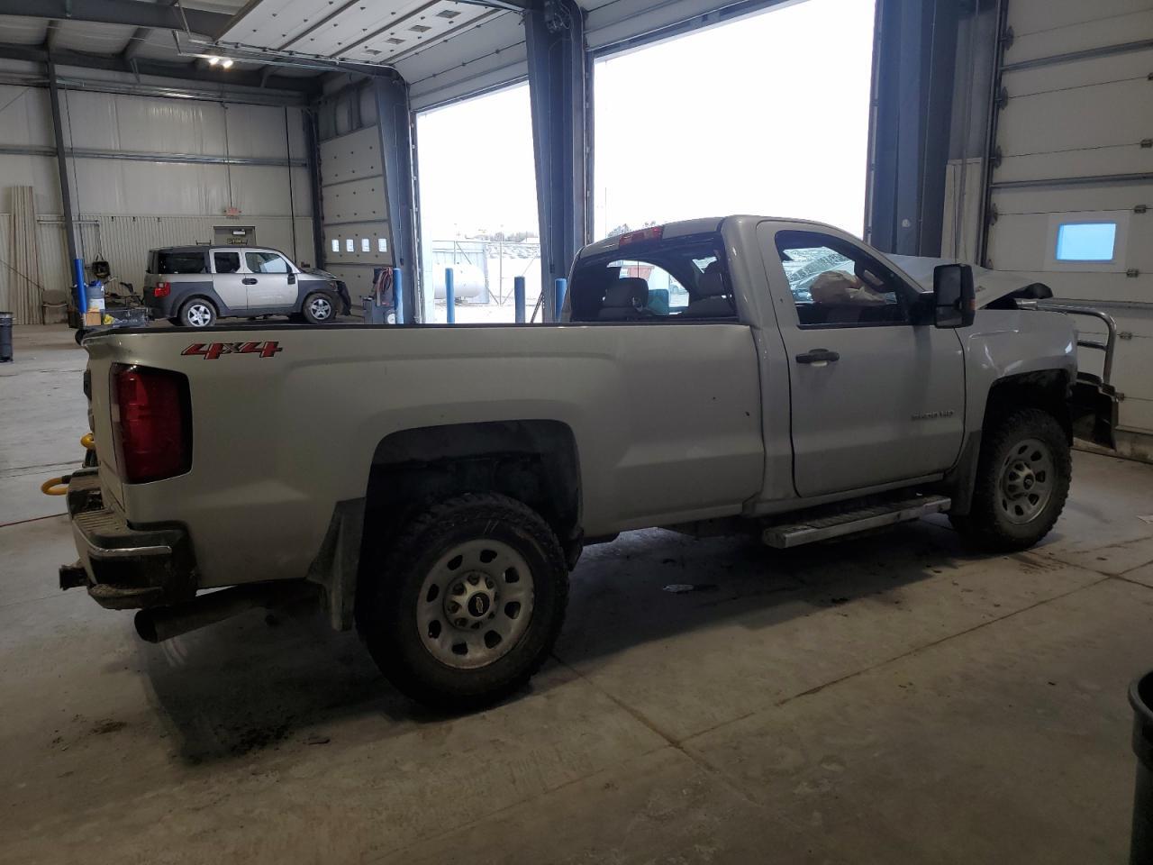 2018 CHEVROLET SILVERADO K3500 — Фото 3 из 12