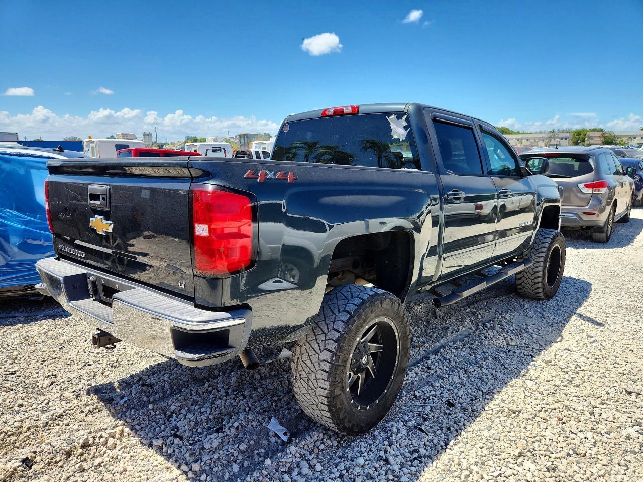 2018 CHEVROLET SILVERADO K1500 LT — Фото 3 из 12
