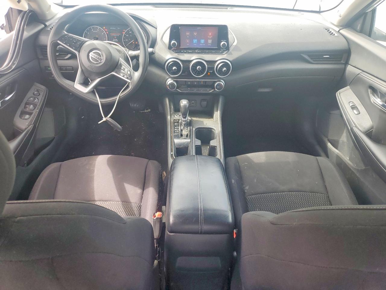 2022 NISSAN SENTRA S — Фото 8 из 12