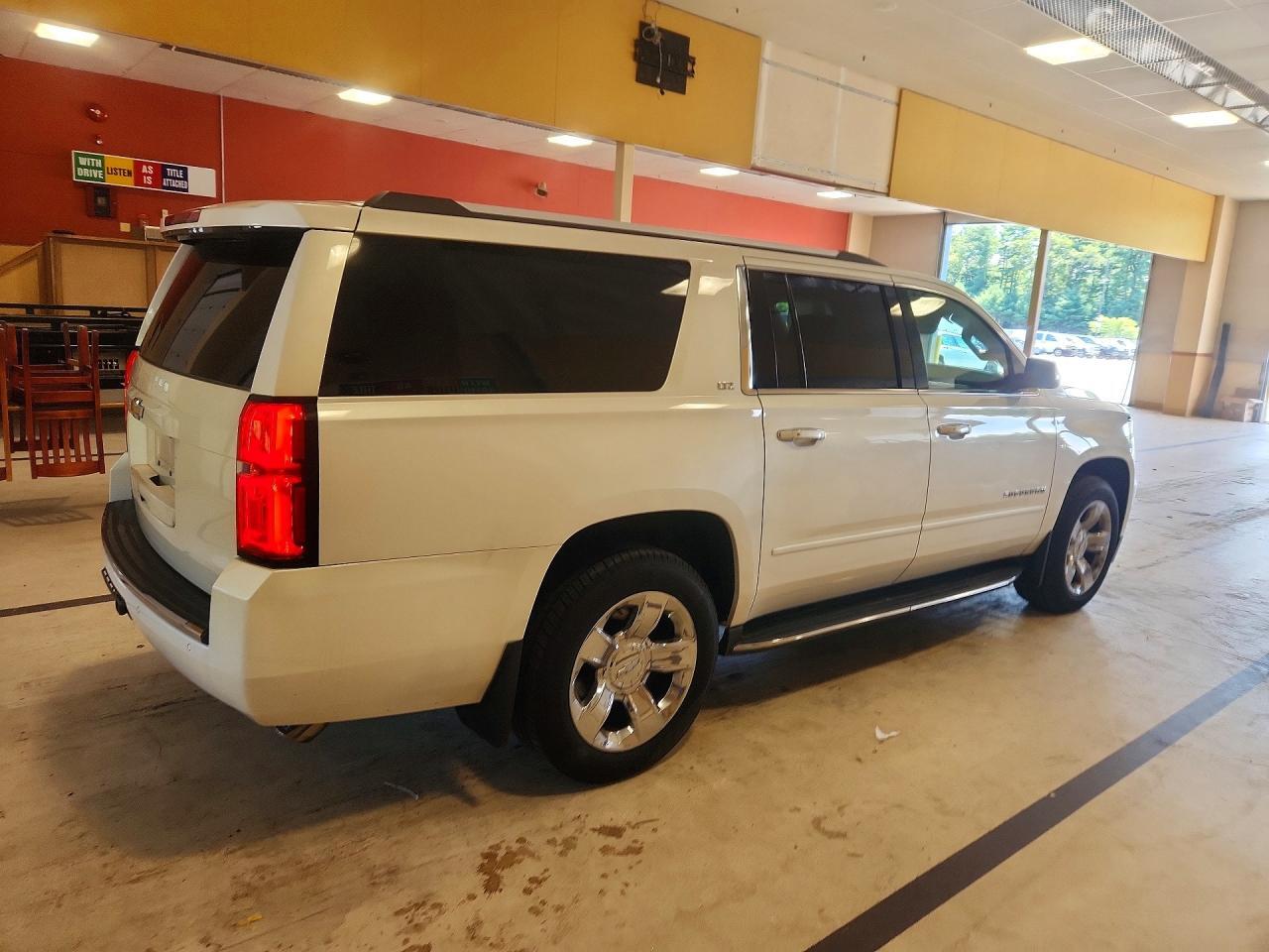 2015 CHEVROLET SUBURBAN K1500 LTZ — Фото 3 из 13