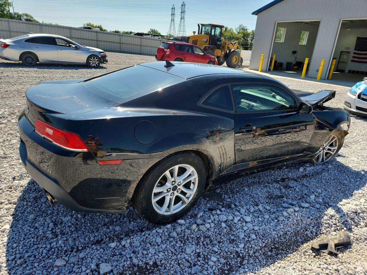 2015 CHEVROLET CAMARO LS — Фото 3 из 13