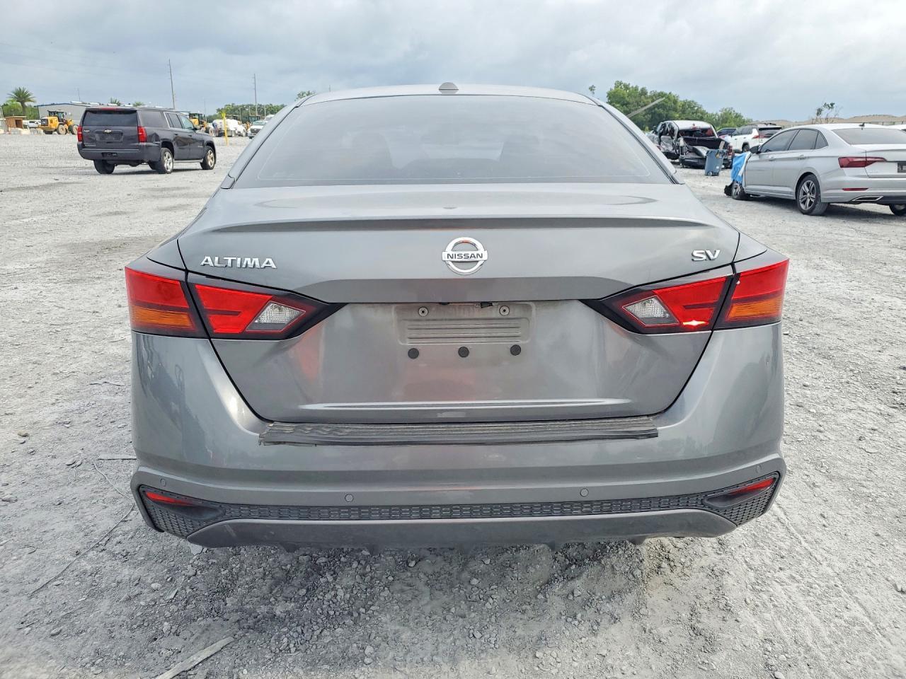 2022 NISSAN ALTIMA SV — Фото 6 из 12