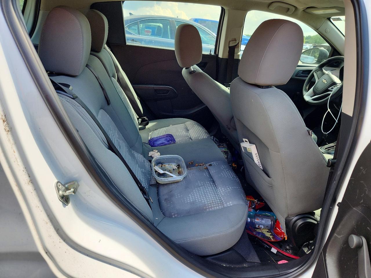 2018 CHEVROLET SONIC — Фото 10 из 12
