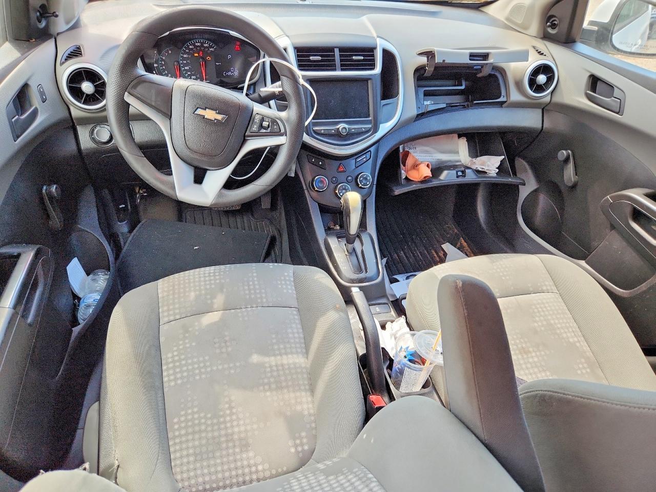 2018 CHEVROLET SONIC — Фото 8 из 12