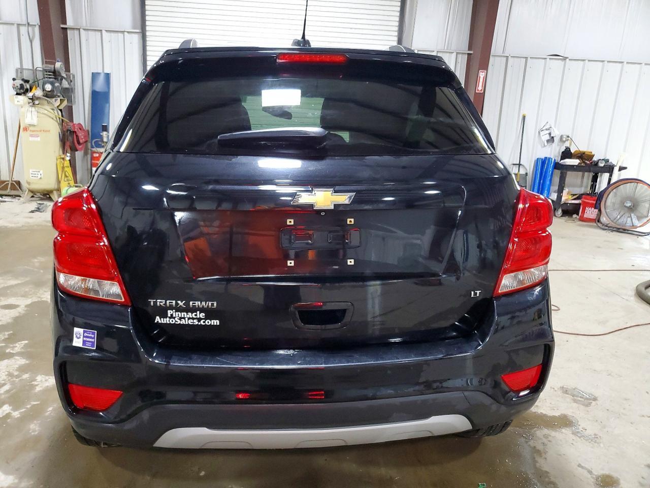 3GNCJPSB8JL257176 2018 CHEVROLET TRAX photo no. 6