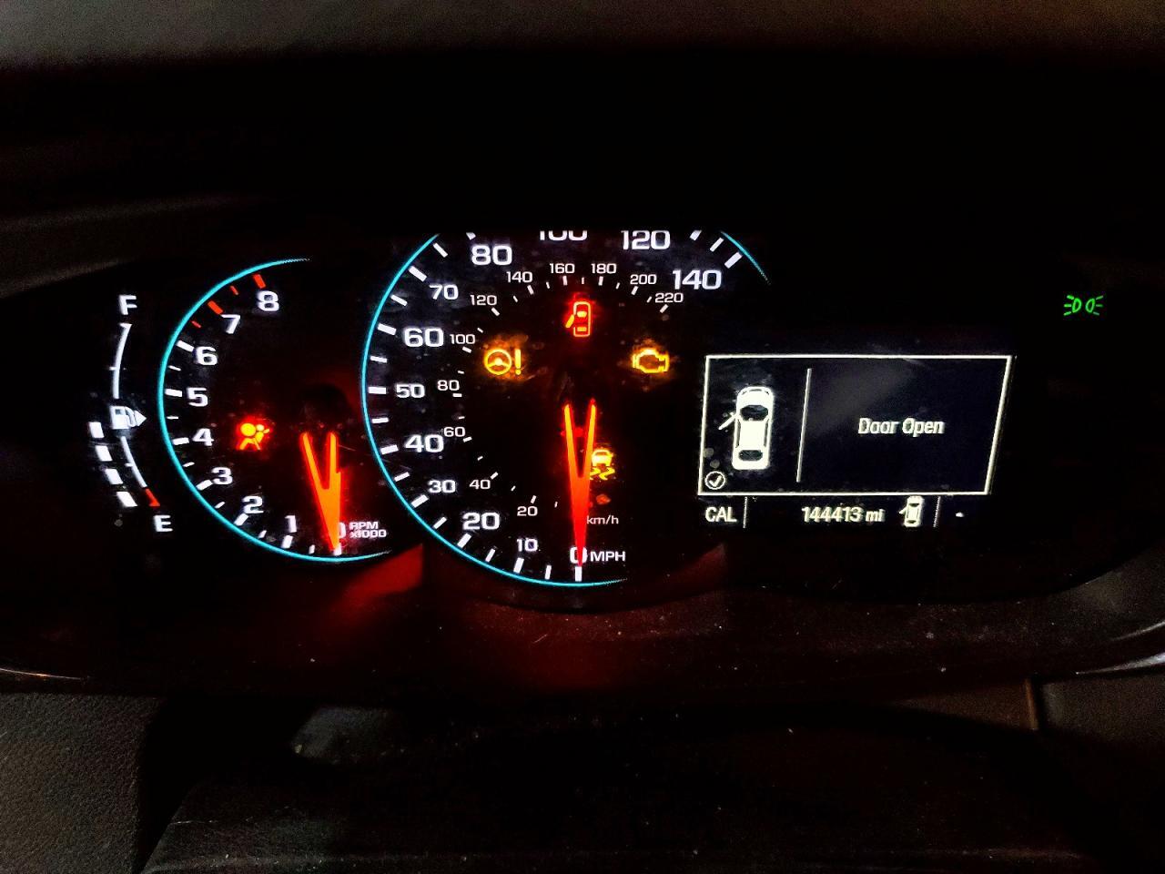 3GNCJPSB8JL257176 2018 CHEVROLET TRAX photo no. 9