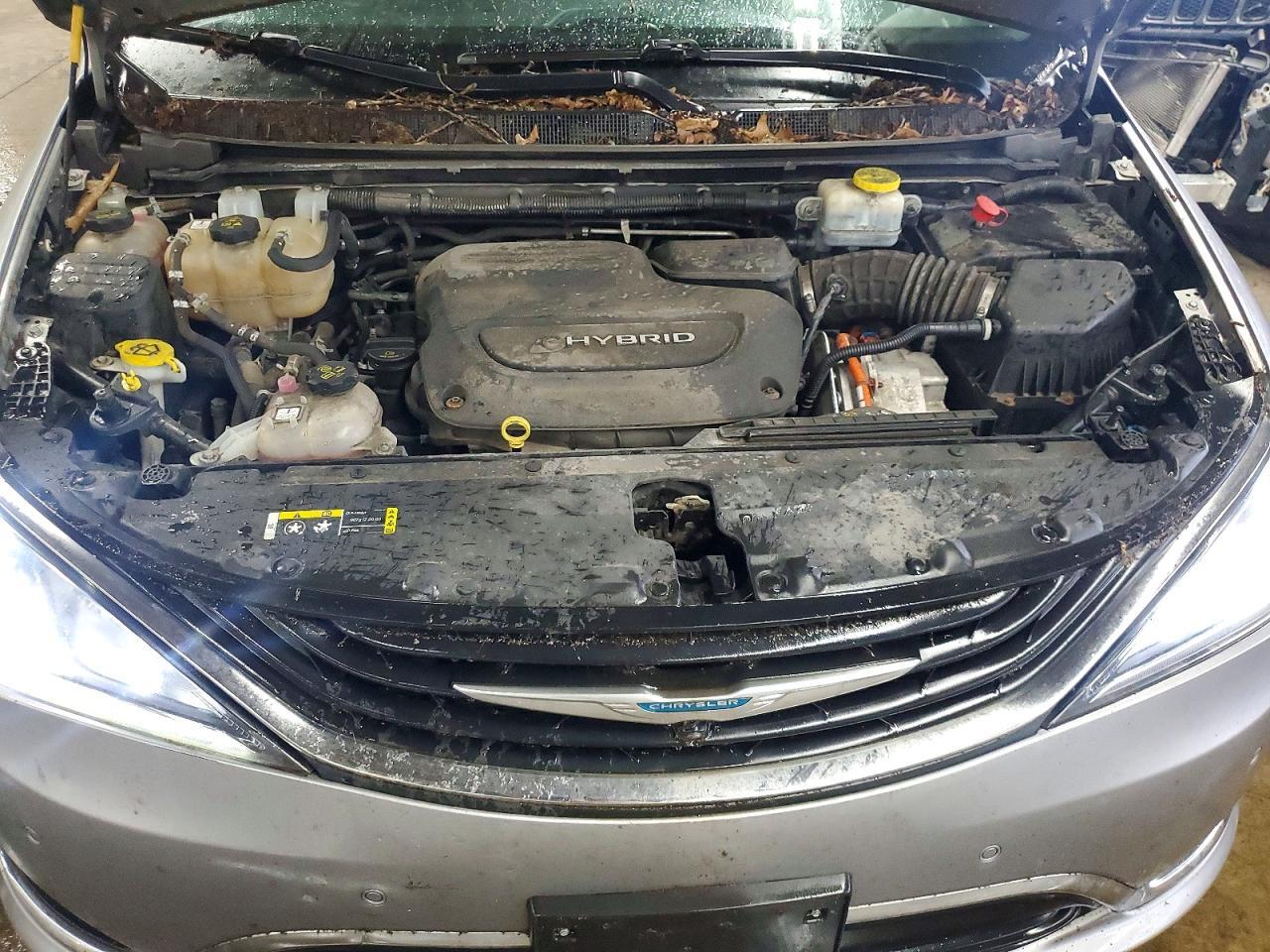 2018 CHRYSLER PACIFICA HYBRID LIMITED — Фото 12 из 13