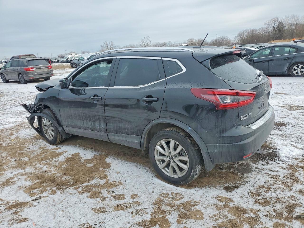 2022 NISSAN ROGUE SPORT SV — Фото 2 из 13