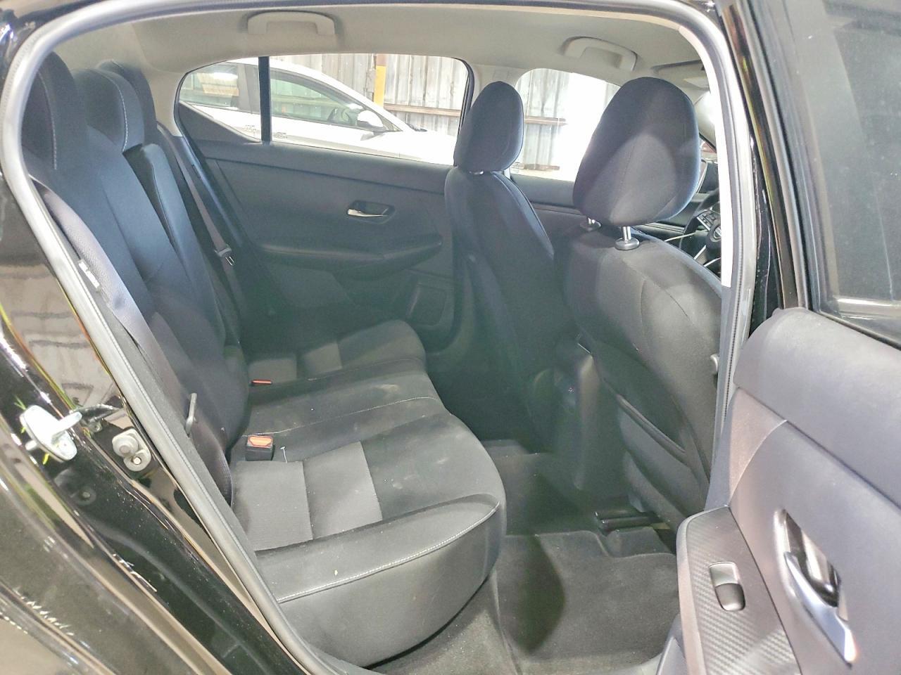 2022 NISSAN SENTRA SV — Фото 10 из 12