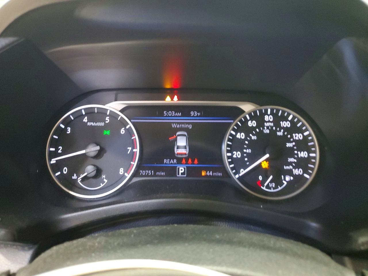 2022 NISSAN SENTRA SV — Фото 9 из 12